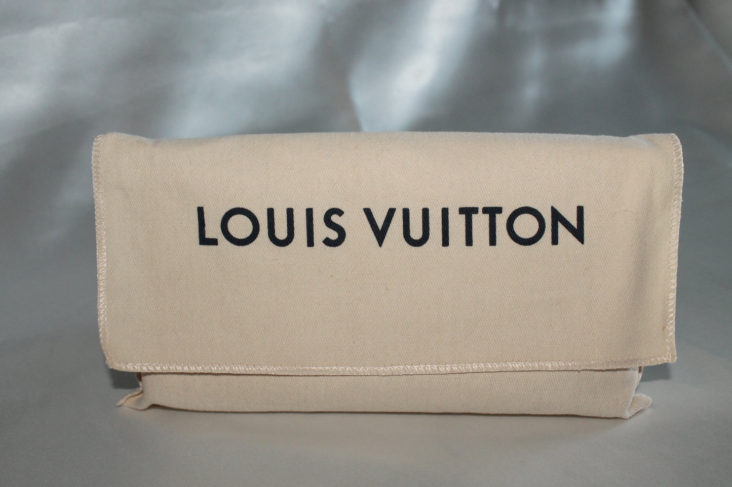 Louis Vuitton Vernis Monogram Zippy Wallet