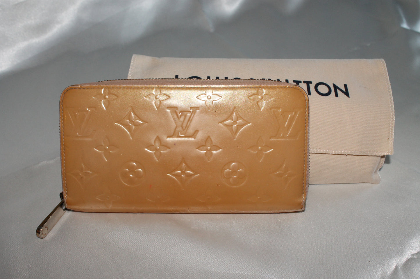 Louis Vuitton Vernis Monogram Zippy Wallet