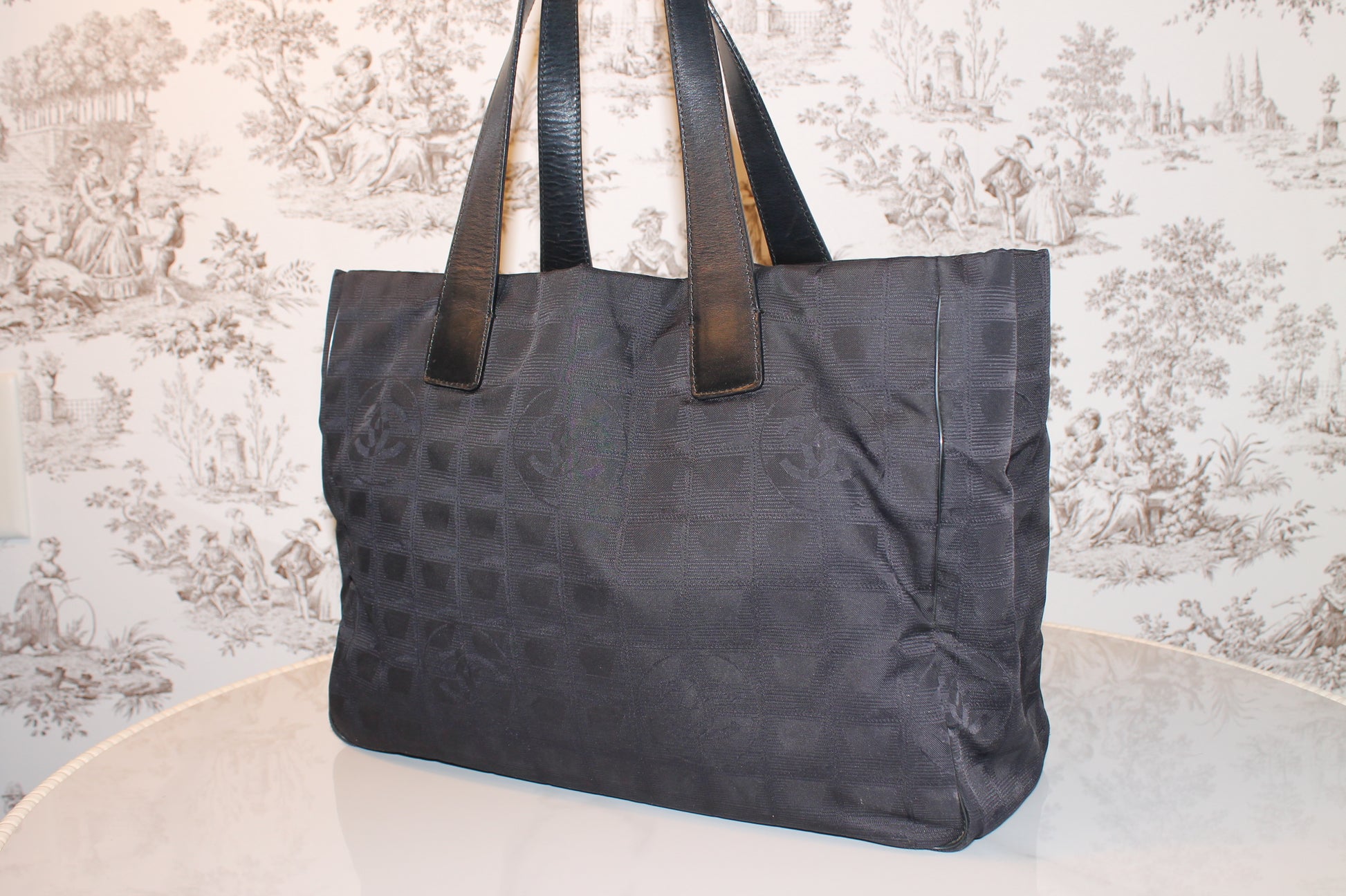 Chanel Travel Line Tote Bag – Mad Maison Vintage
